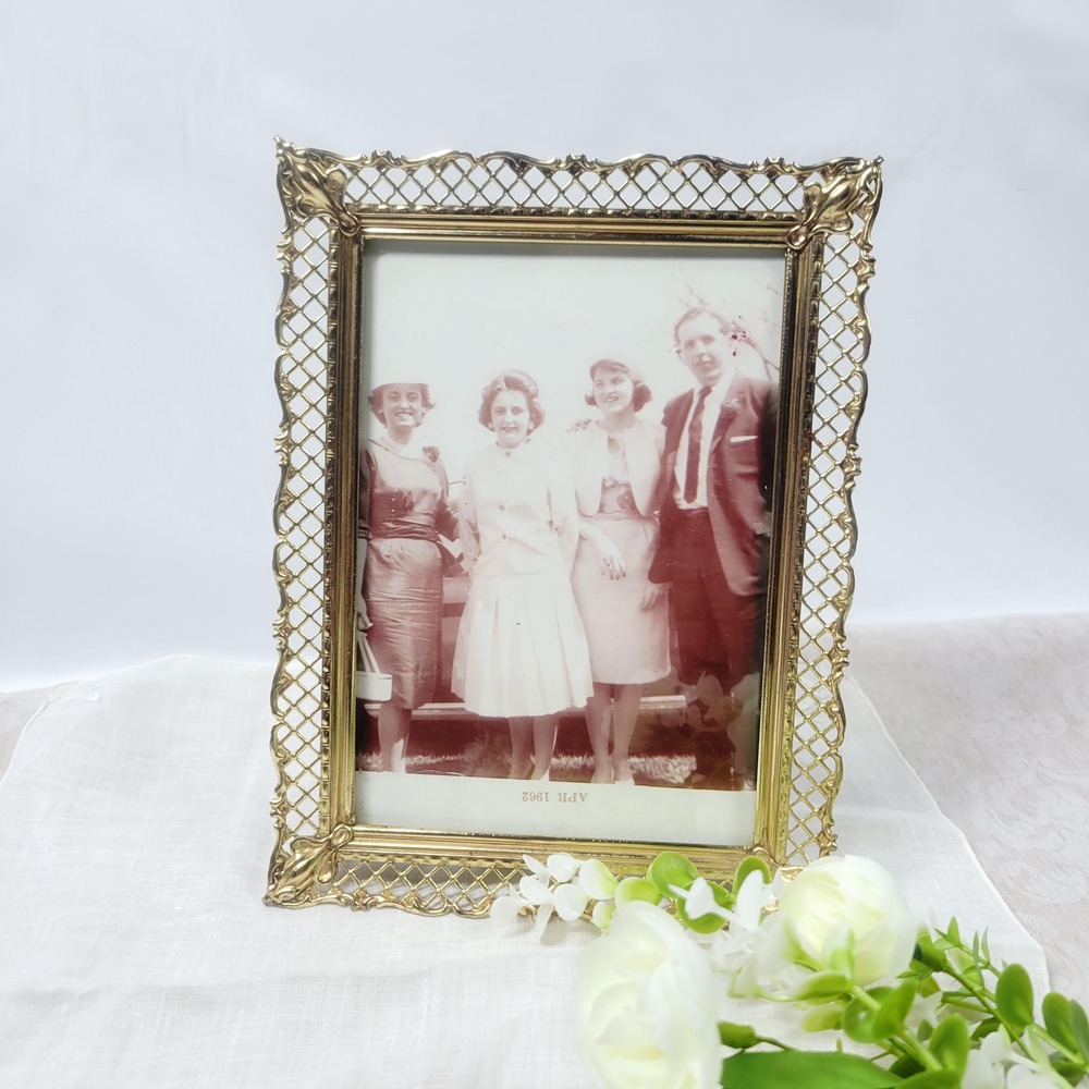 Vintage 160s Gold Tone Filigree Lattice Metal Photo Frame 5x7 Easel Back